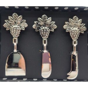 Carson Got Wine 3 Piece Stainless Steel Cheese Spreader Set Grape Cluster NIB